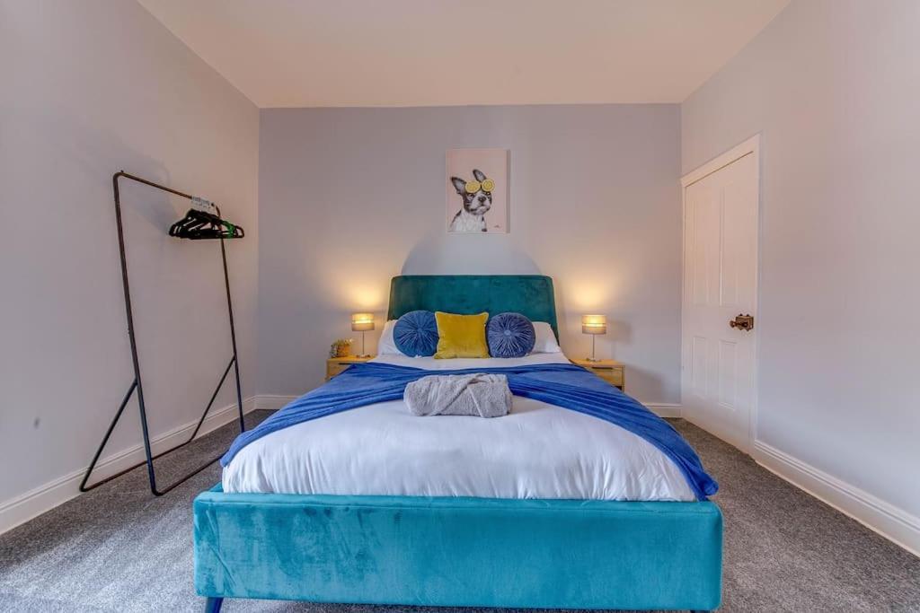 Glasswing Stays Liquorice Lodge Castleford Bagian luar foto